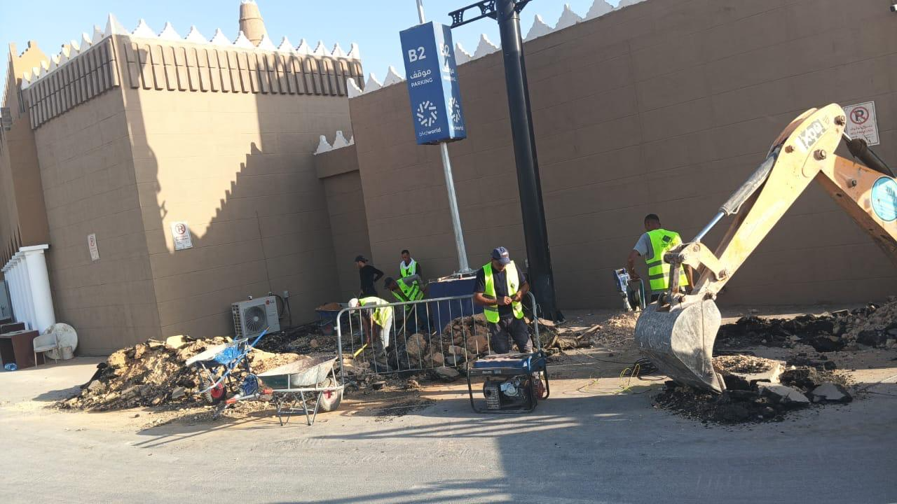 البوليفارد، أعمال خارجية
