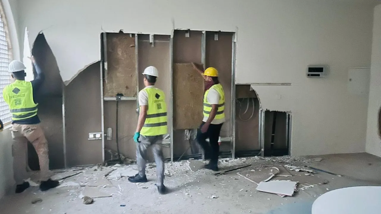 الحفر والهدم والإزالة
